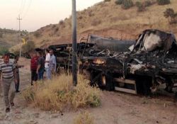 Silopi'de bir TIR alev aldı